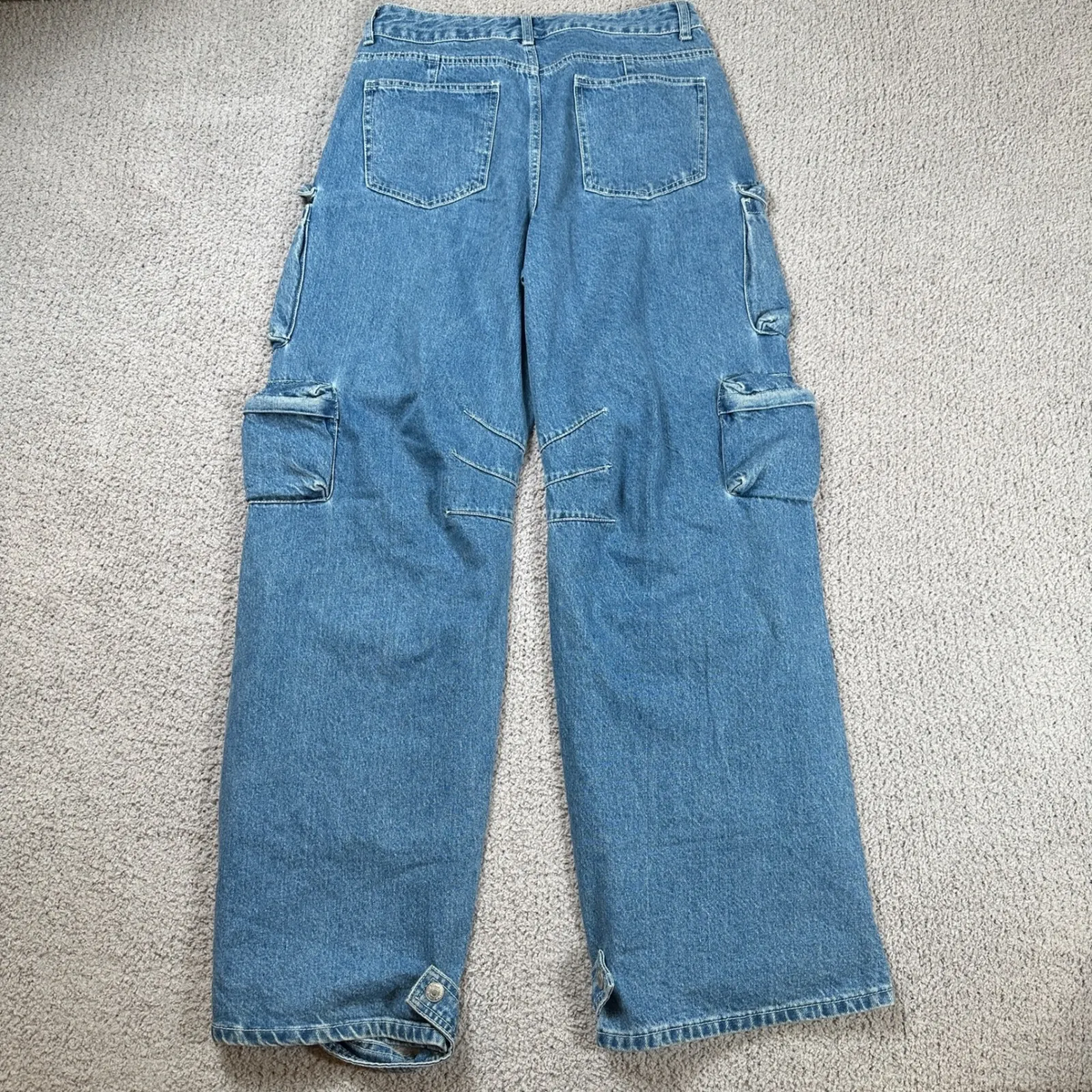Y2K Cargo Jeans Multi Pocket Denim Pants Blue Women's 28 Light Wash Wide Leg F21 - Image 2