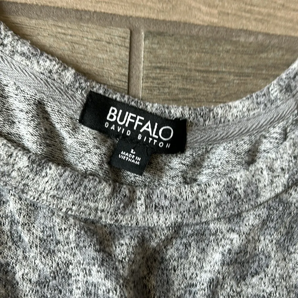 Buffalo David bitton gray leopard pullover - Image 2