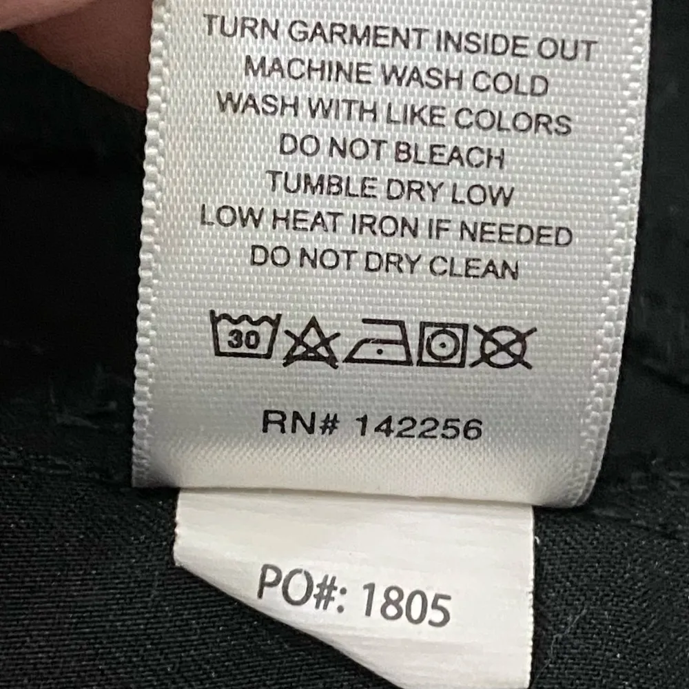 FW1100 Black Casma Three-Pocket V-Neck Scrub Top Size S - Image 14