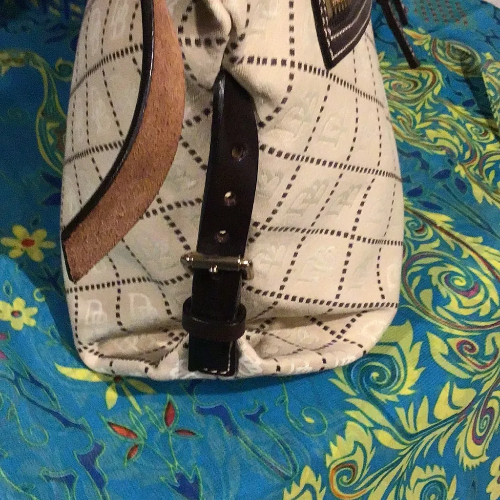 DOONEY & BOURKE LOGO PRINT CANVAS BROWN LEATHER TRIM HANDLE PURSE SHOULDER BAG - Image 6