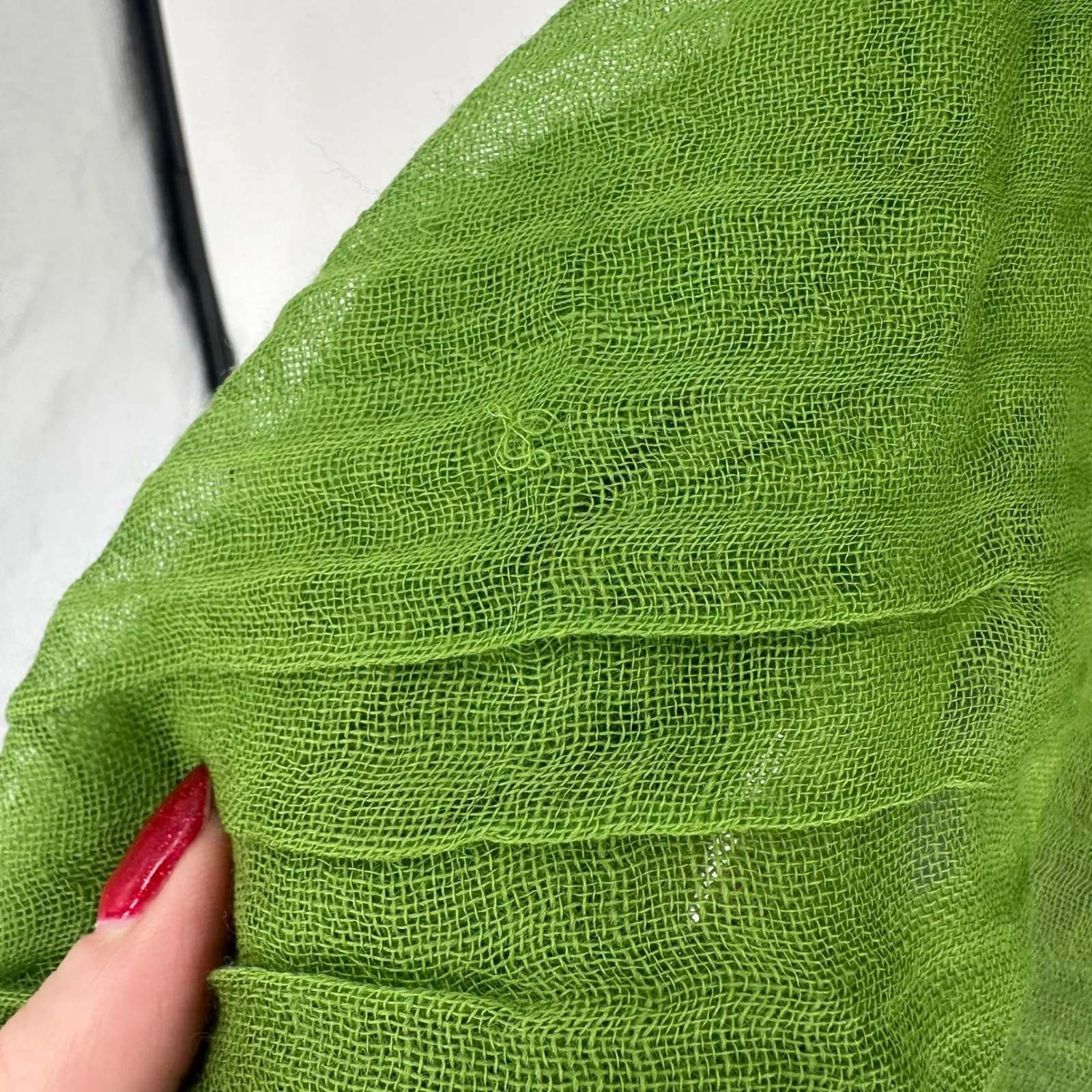 John Ashfield Green 100% Virgin Wool Scarf Lightweight Fringed Kelly Green Gaizy - Image 13