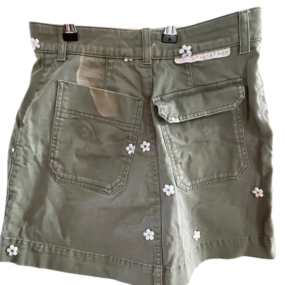 Stella McCartney Khaki Mini Skirt with Daisies - Image 6