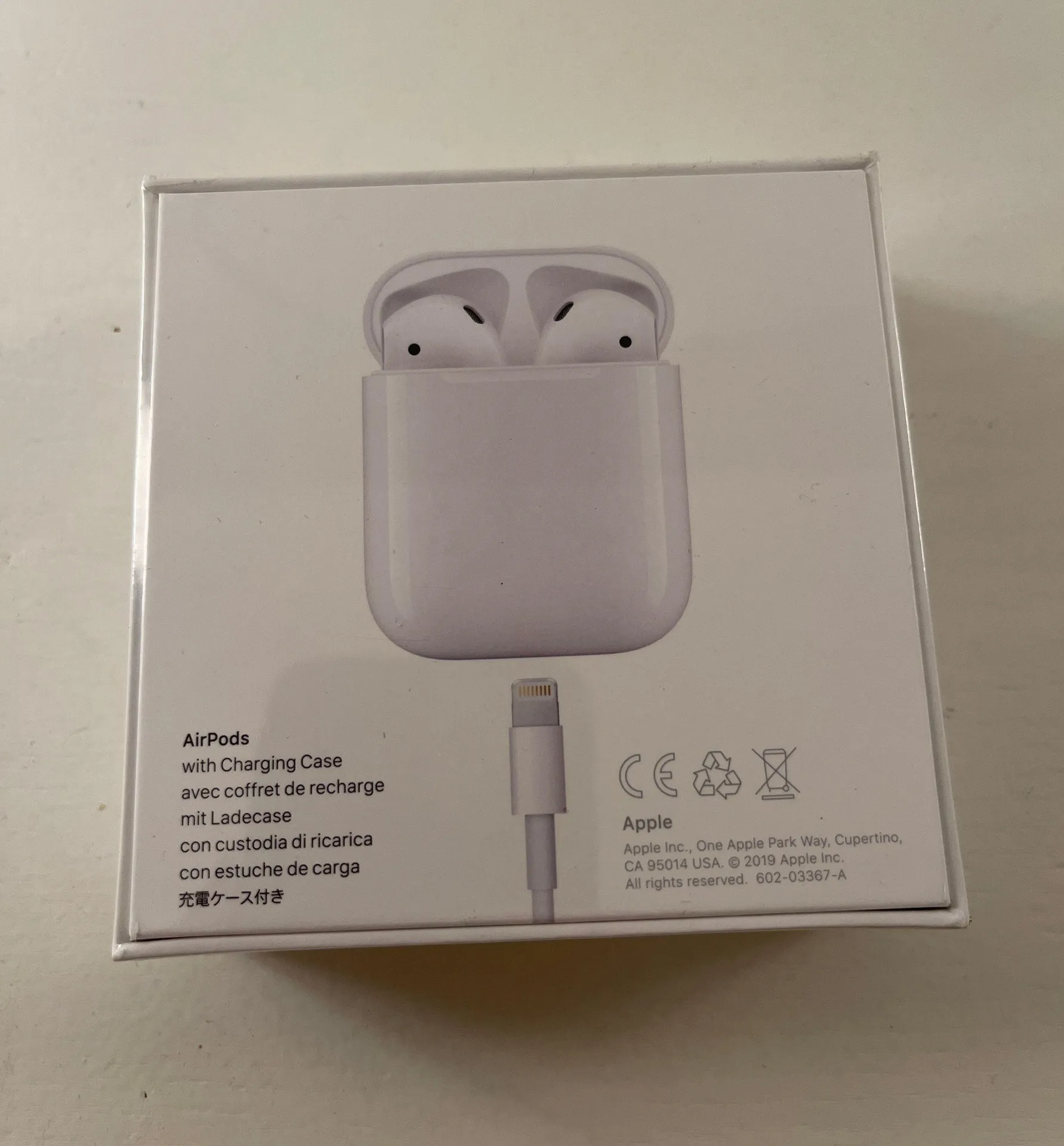 Apple AirPods - Image 2