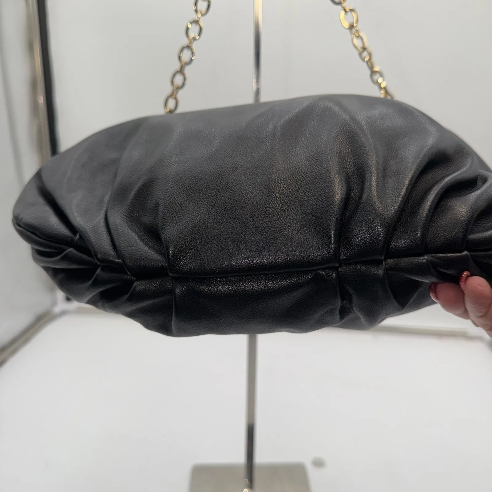 Furla Vintage Black Leather Chain Shoulder Bag Flap Closure Gold Tone Hardware - Image 7