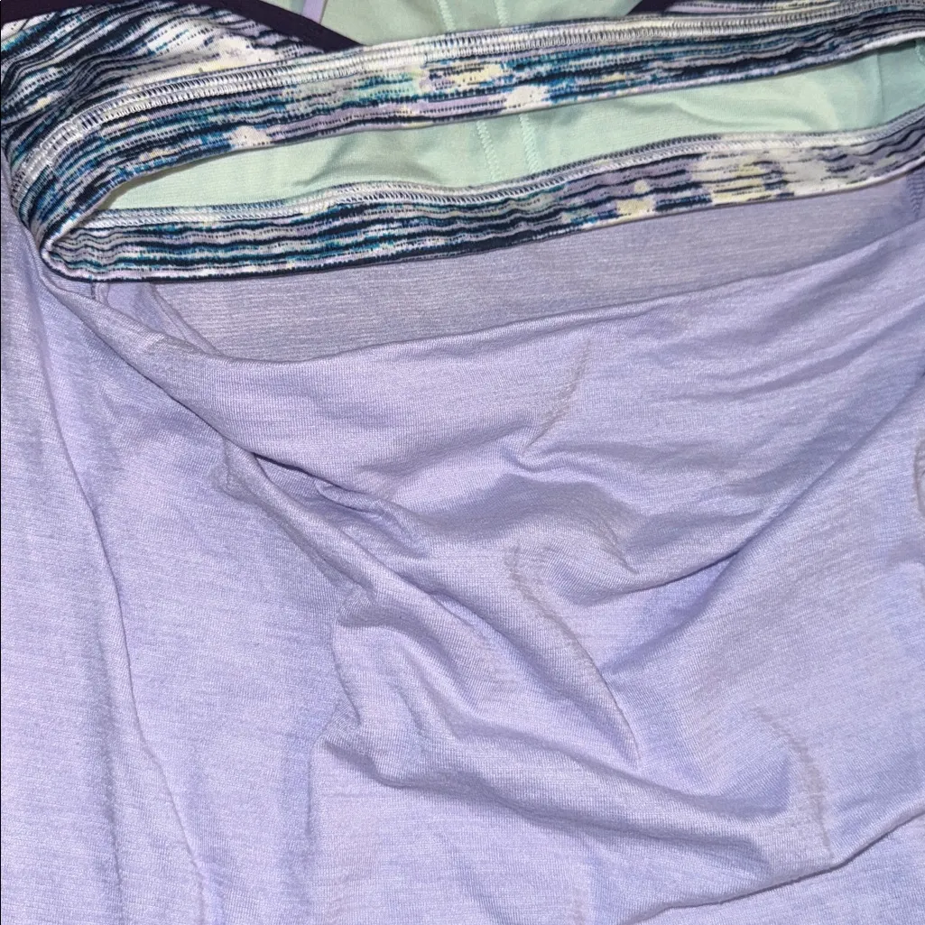 Lululemon Lighten Up Tank
Heathered Lilac / Blurry Belle Multi size 4 - Image 4