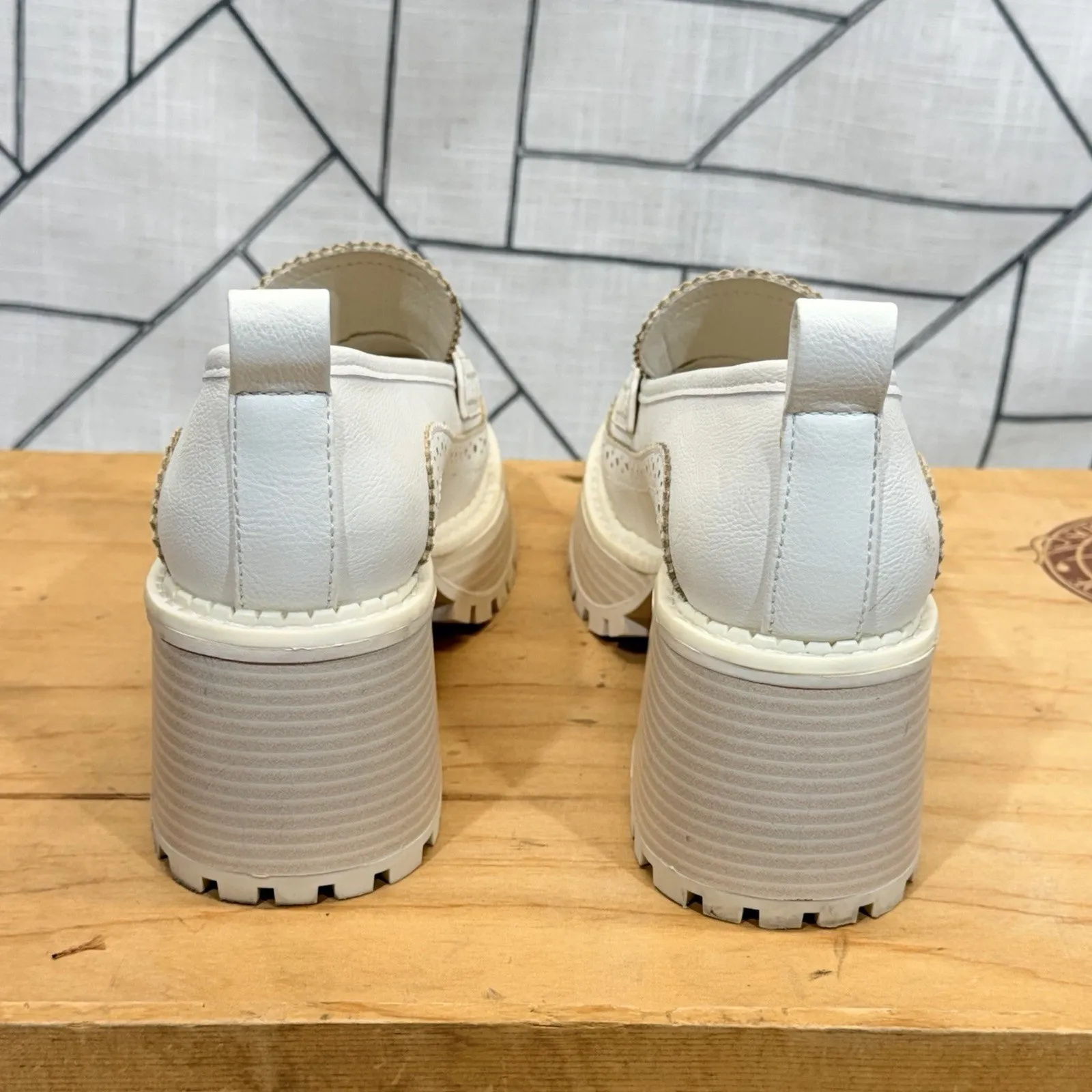 MIA Women's Deena Round Toe Platform Lug Sole Loafers Bone Size 7 - Image 4