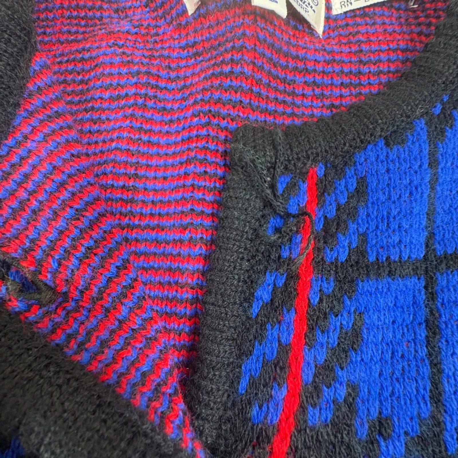 Vtg Tally Ho Blue Red Plaid Houndstooth Cardigan Sweater Women's L Shoulder Pads Size L - Image 5