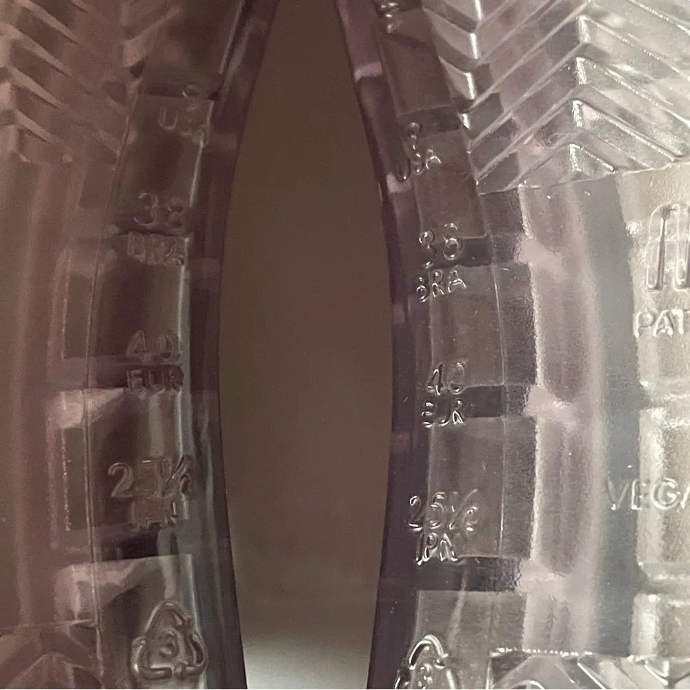 Melissa Classic BT21 Women’s Sneakers - Image 15