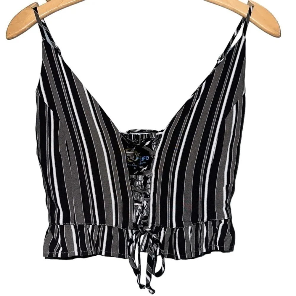 Planet Blue Life Women’s S Black Grey Striped Cheri Lace Up Top Paperbag Shorts - Image 6