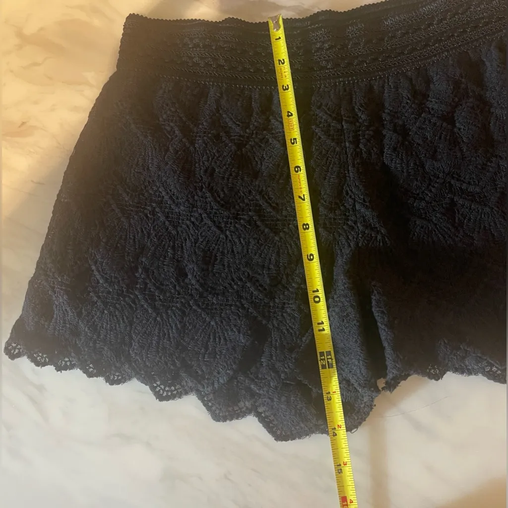 Bongo Black Crochet Lace Shorts Women’s M Lined Stretch Waist Casual Boho - Image 6