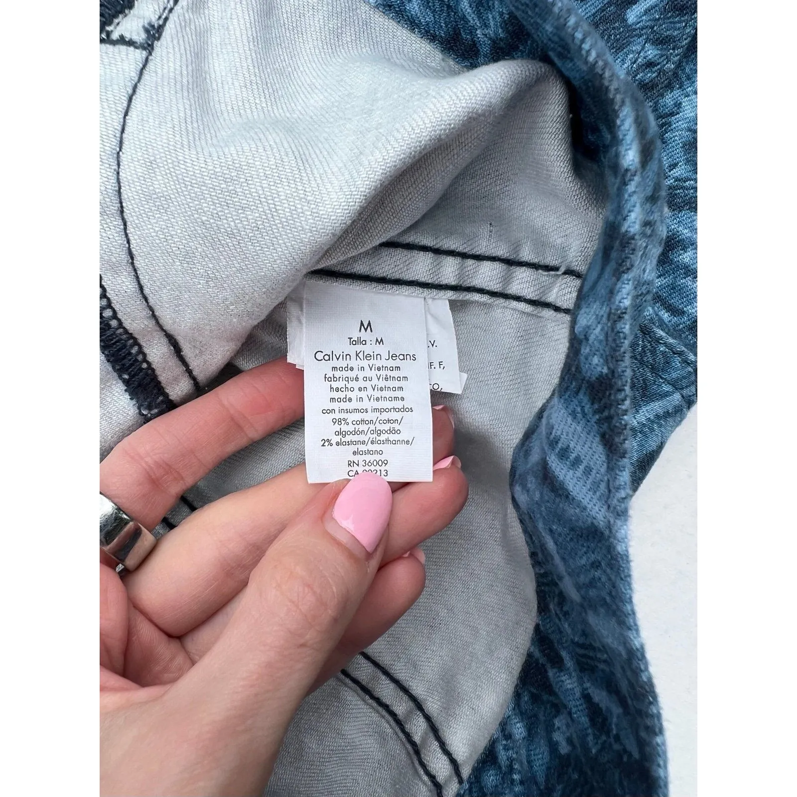 Calvin Klein Jeans Jacket Medium - Image 4