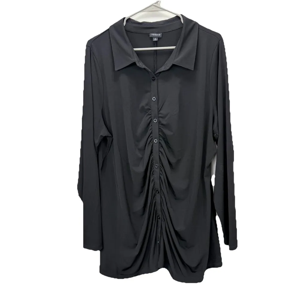 Torrid ‎ Black Studio Knit Shirred Front Button-Front Shirt Size 3X - Image 6