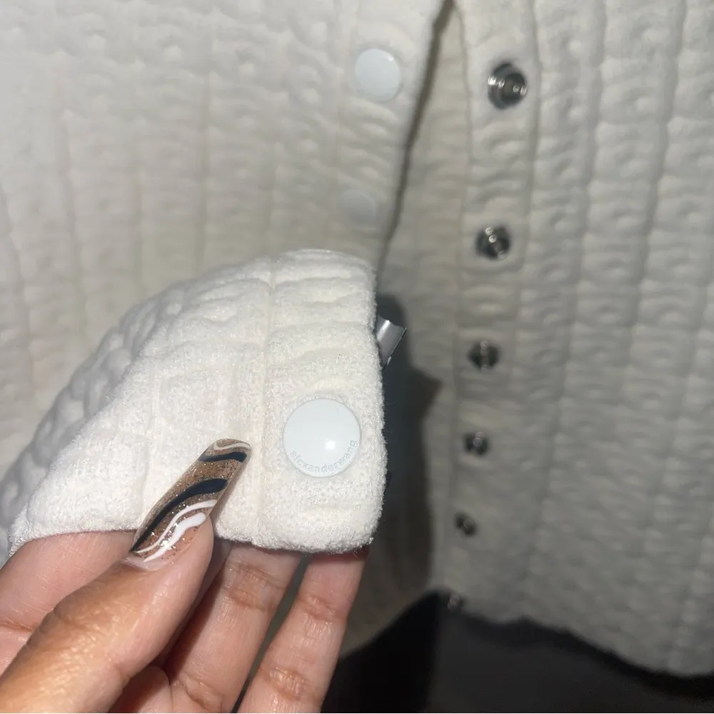 Alexander Wang Ivory Jacquard Logo Crop Snap Front Cardigan - Image 10