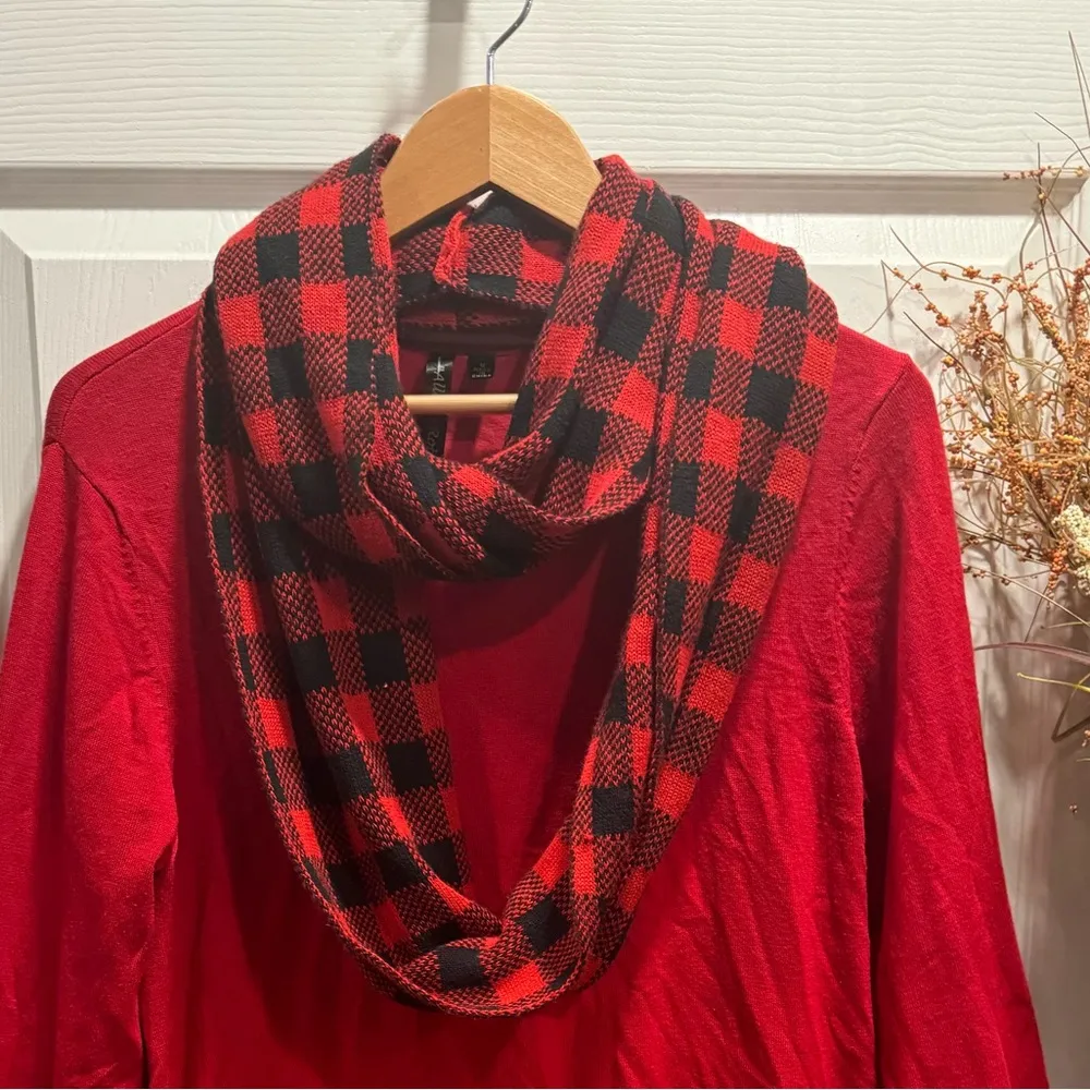 Allie & Rob Brand Crew Neck Sweater with Scarf, Size M Red Size M - Image 4