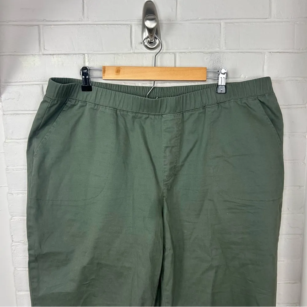 QVC Denim & Company Green Easy Wear Twill Relaxed Pull On Skimmer Cropped Pants - Image 6
