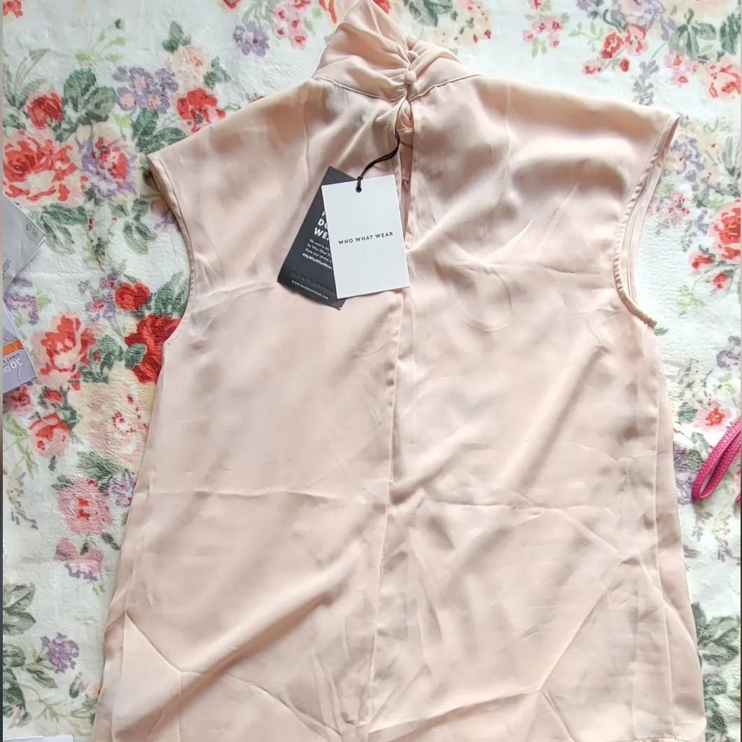 WHO WHAT WEAR X TARGET Women's Short Sleeve Mock Turtleneck Blouse - Image 4