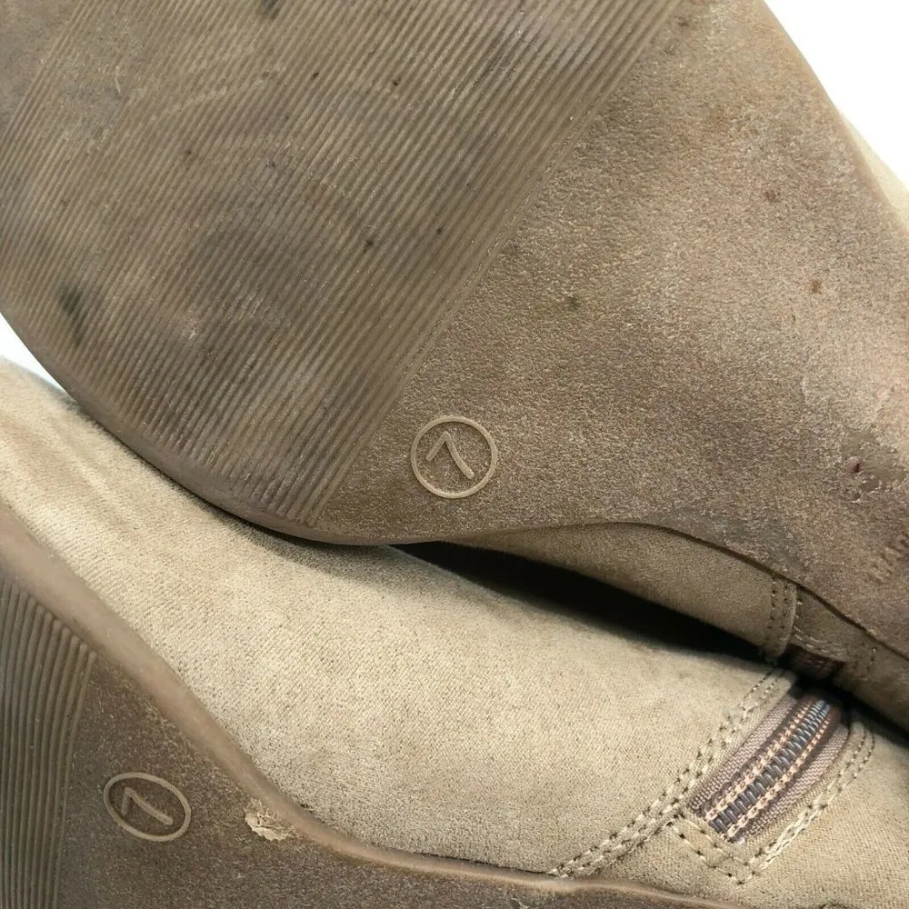 Old Navy Womens Ankle Boots Stacked Heel Faux Suede Zipper Beige Size 7 - Image 6