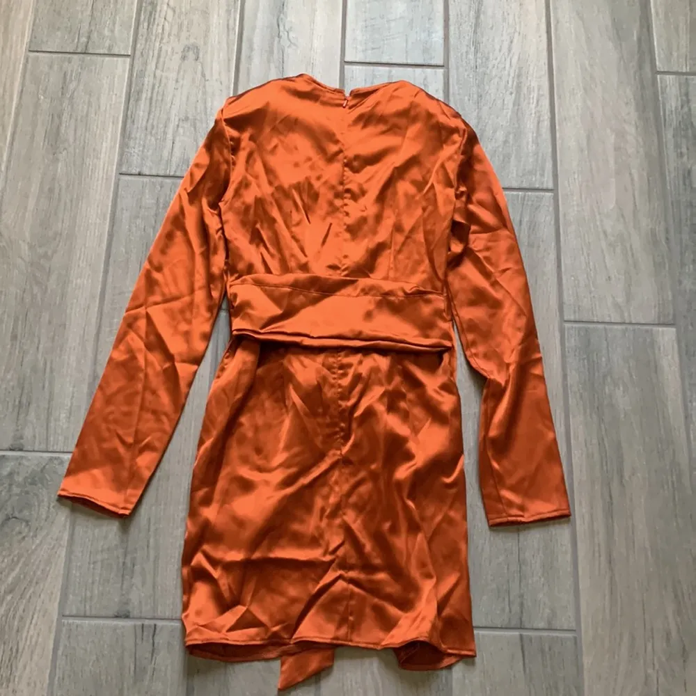 Prettylittlething Satin Long Sleeve Dress - Image 6