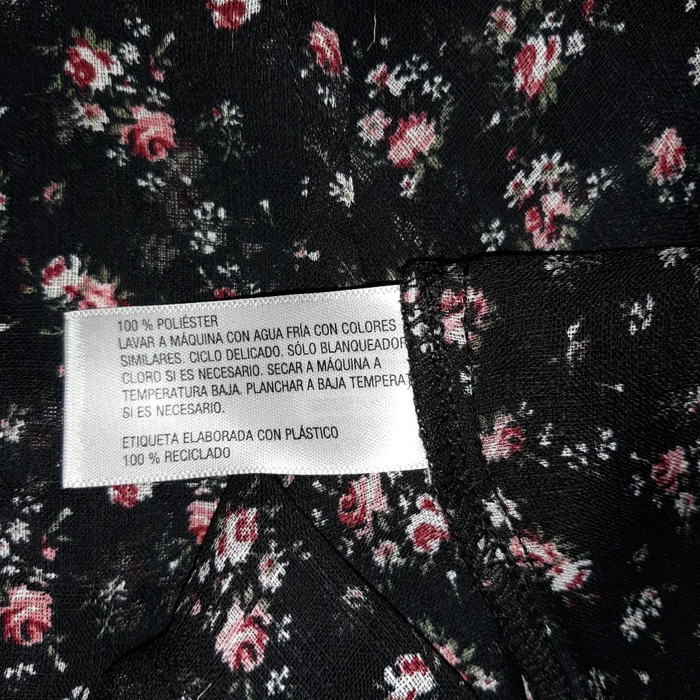 Wild Fable Women's Size Medium Floral Sheer Top - Image 4