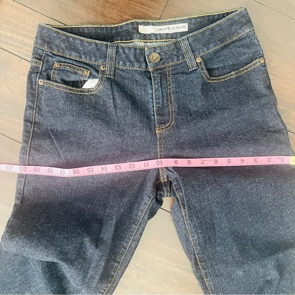 DKNA JEANS women’s dark wash blue flared button closure - Image 8