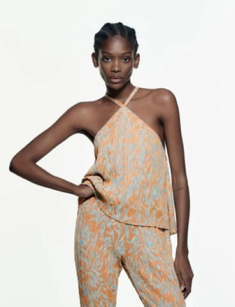 NWT ZARA JACQUARD HALTER TOP CRINKLE FABRIC   BLOGGERS FAV MEDIUM - Image 6