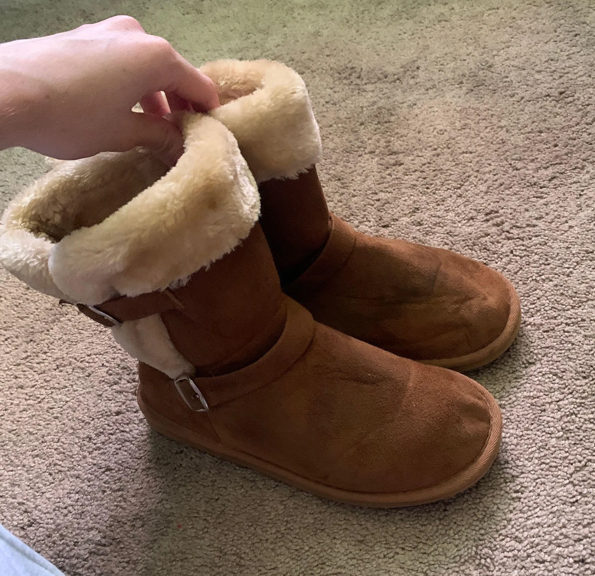 Womens Boots Tan Size 11 - Image 2