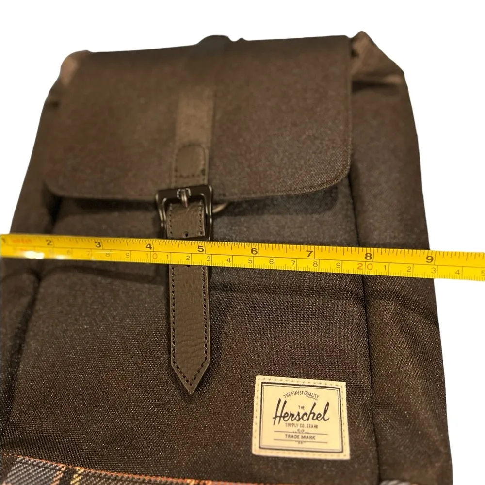 Herschel Retreat™ Green  with Plaid Sling Bag Rare Hard to find! - Image 4