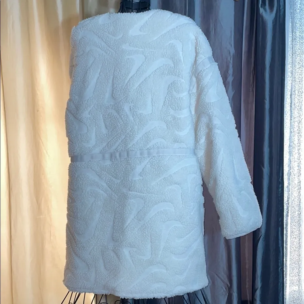 Women's White Faux Fur Coat - Image 7