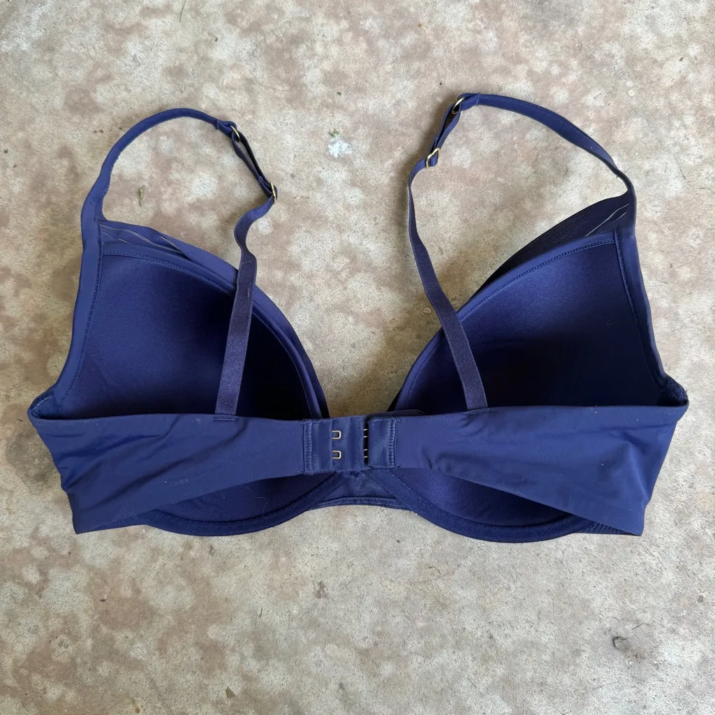 ThirdLove 24/7 Seamless Stripe Plunge Bra size 32D 1/2 - Image 2
