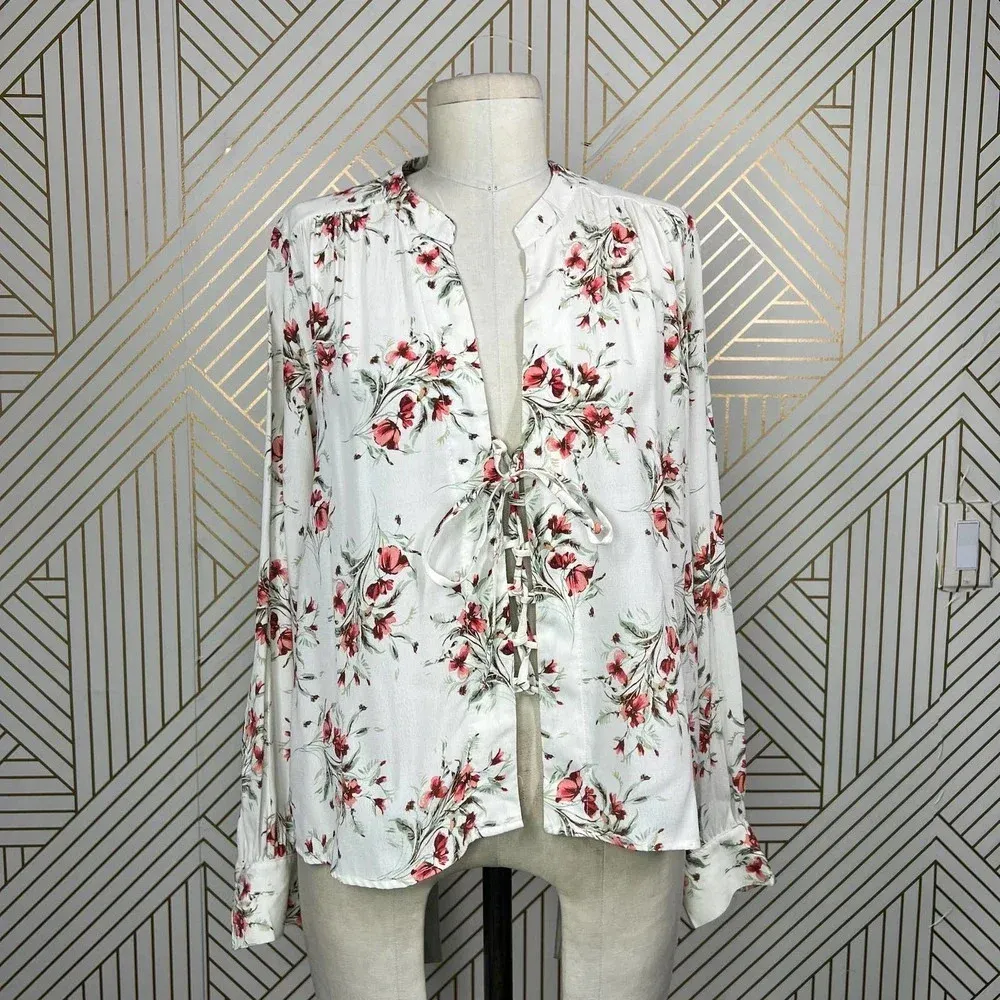 Flynn Skye Get Away Lace Up Front Blouse Day Desire White Red Floral Size US XS - Image 2
