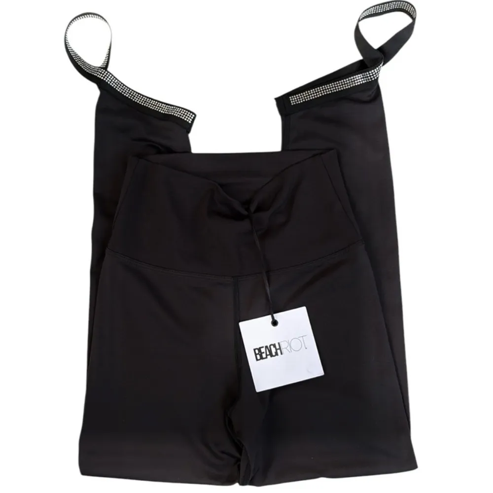 NWT Beach Riot Rhinestone Ankle Wrap Leggings Black Size Small - Image 4