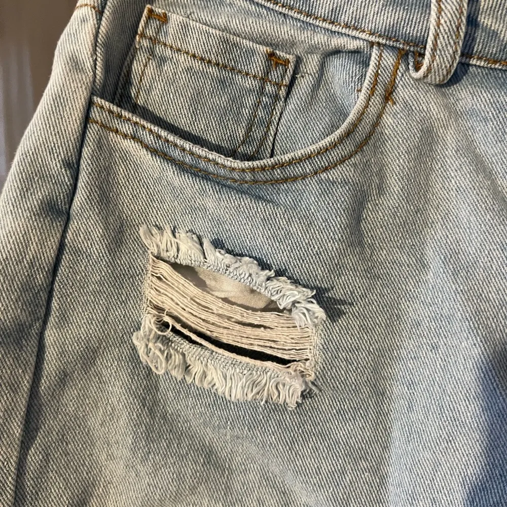 Le lis Jean Shorts - Image 5