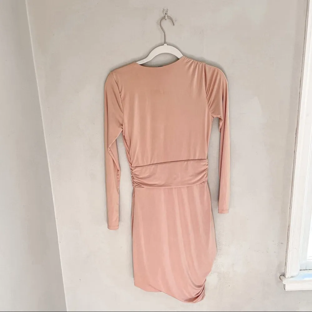 NBD Coco Mini Dress Bodycon Deep V Neck Long Sleeve Ruched Pink Nude - Image 7