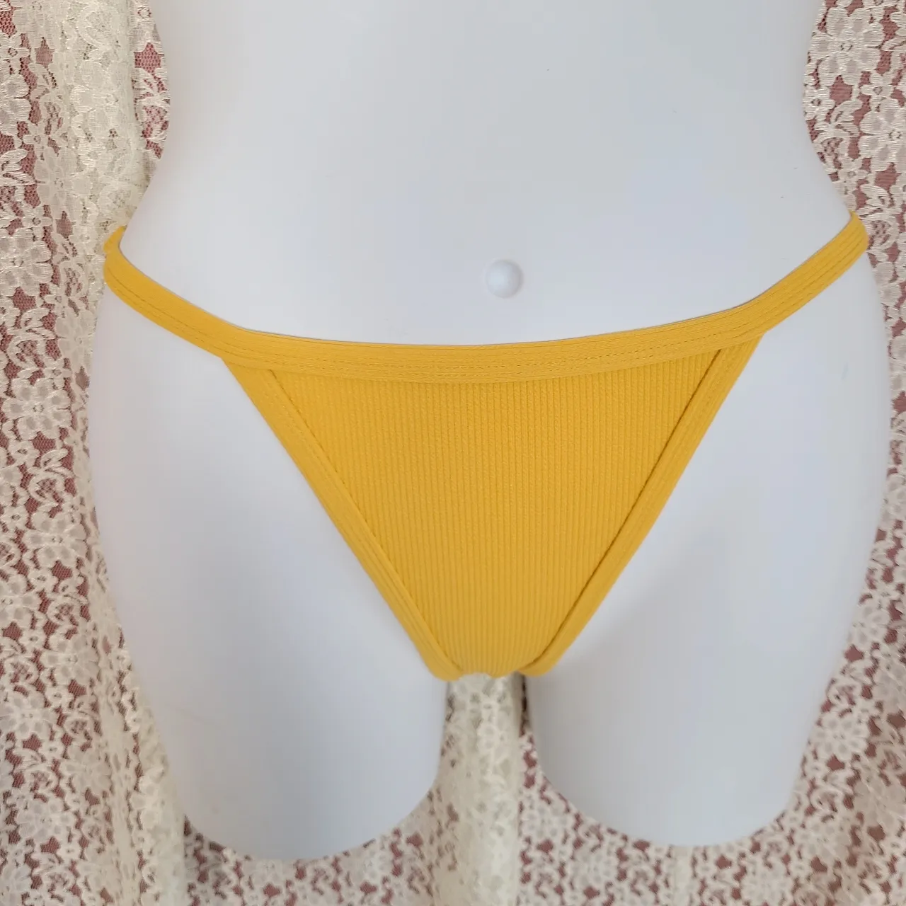 Yira  Nwt mustard yellow ribbed triangle bikini Large  - Image 4