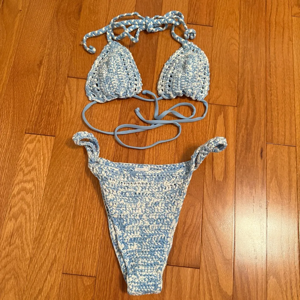 NWOT JMP The Label Hand Crochet Cabo Bikini in Mirage Blue Size M - Image 3
