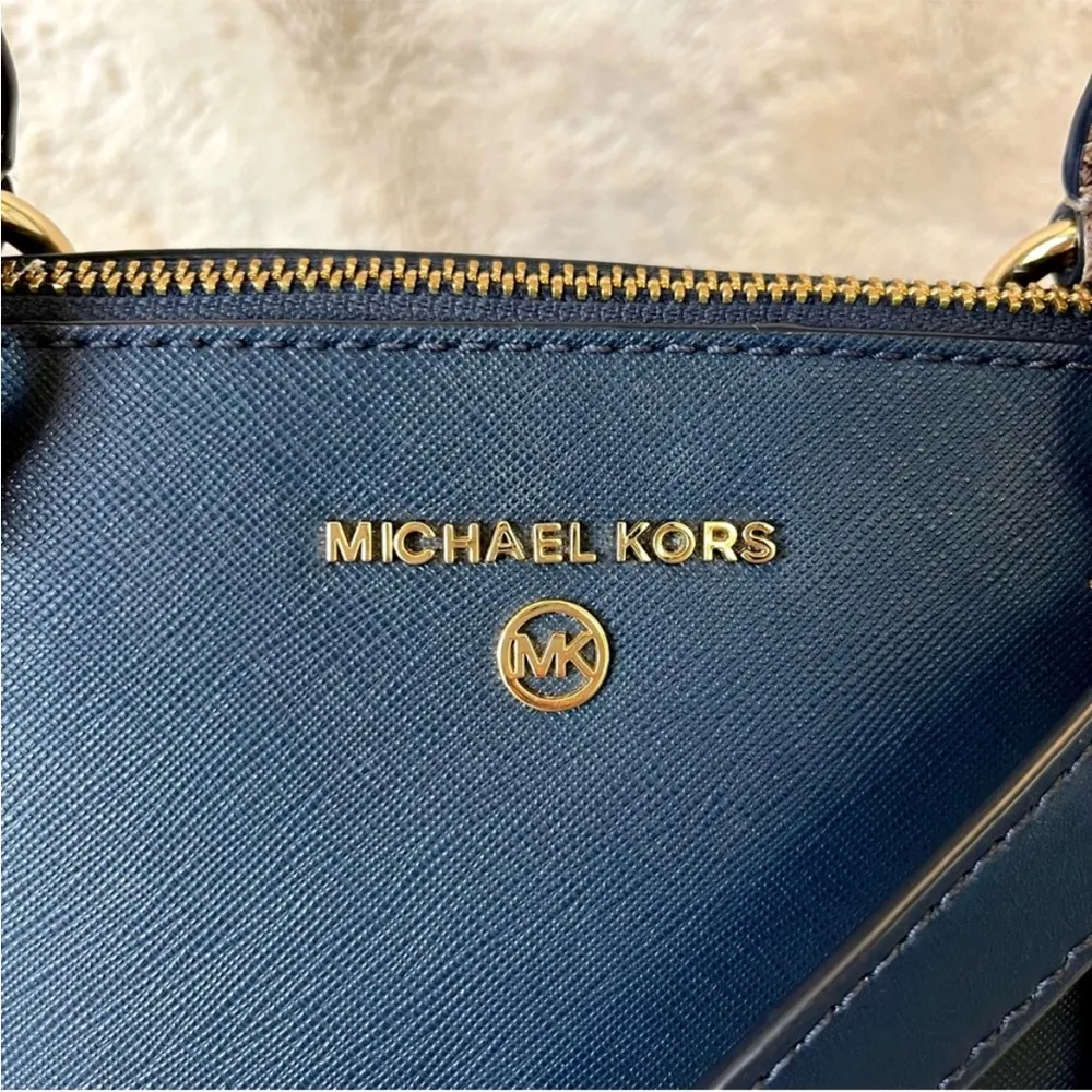 Michael Kors Hudson Embossed Snake Dome 2-Way Bag - Image 10
