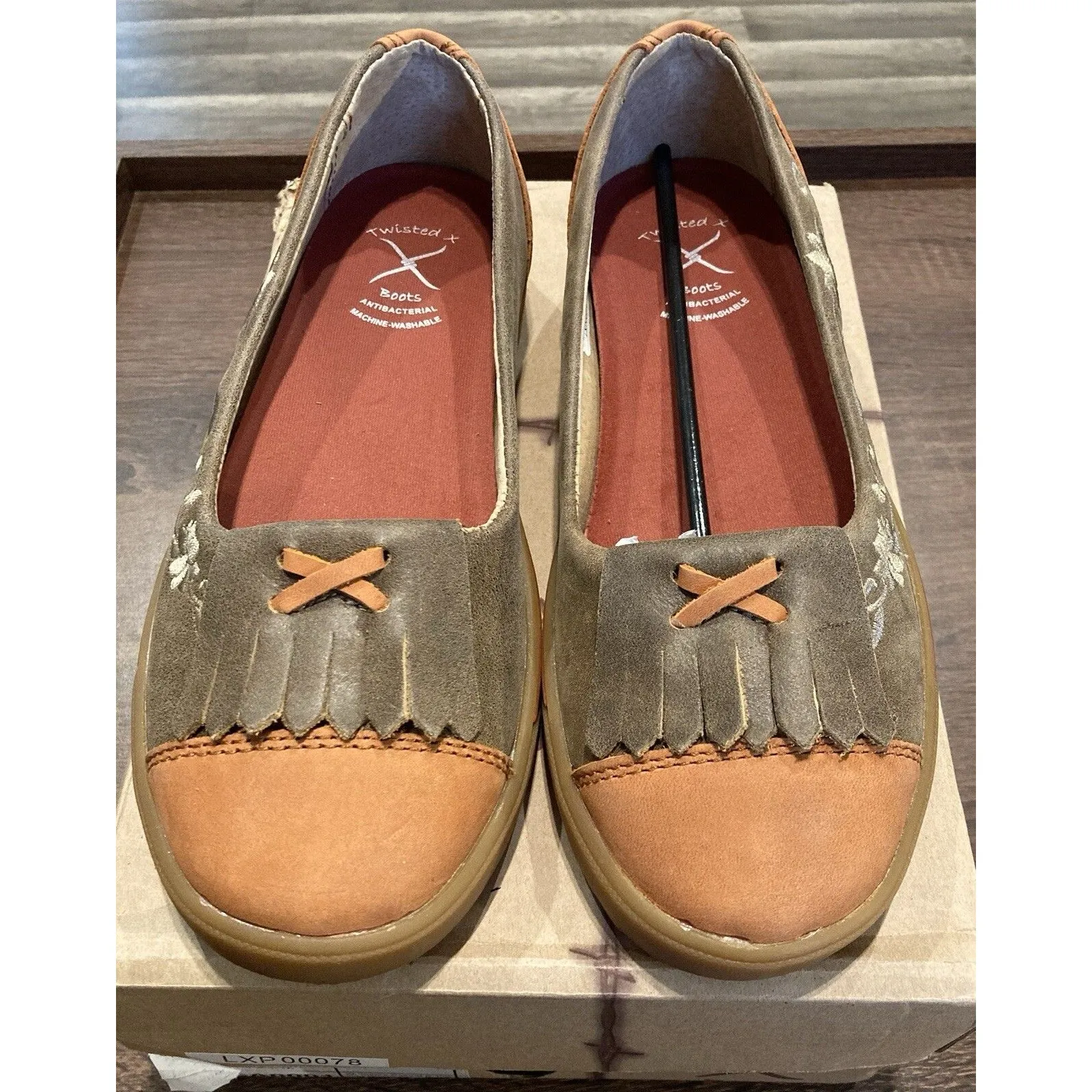 NEW TWISTED X Womens Loafer Flats 8 Rust Orange Brown Slip On Moccasin Western - Image 3