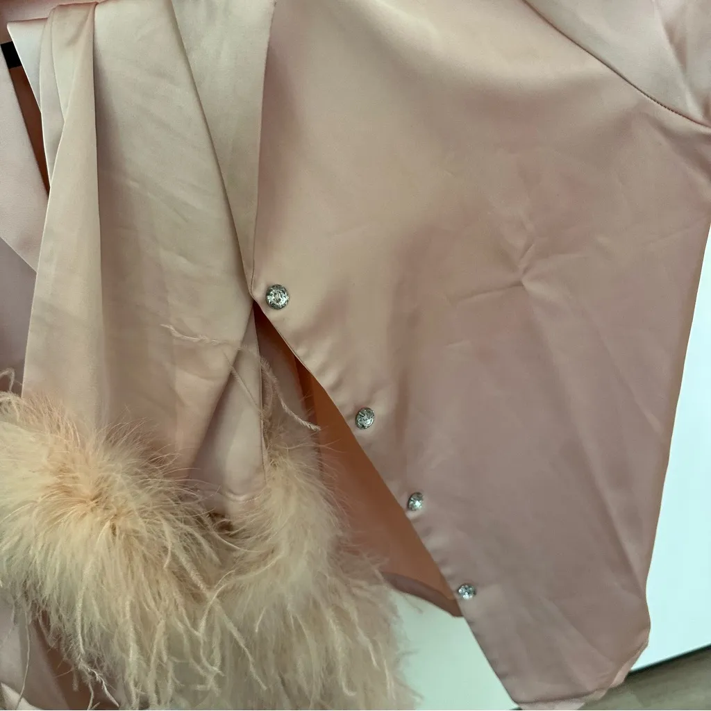 Luxuy Pink Feather - Image 6