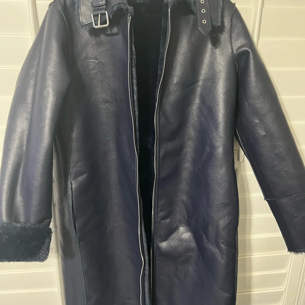 Chic Navy Faux Leather Jacket - Image 6