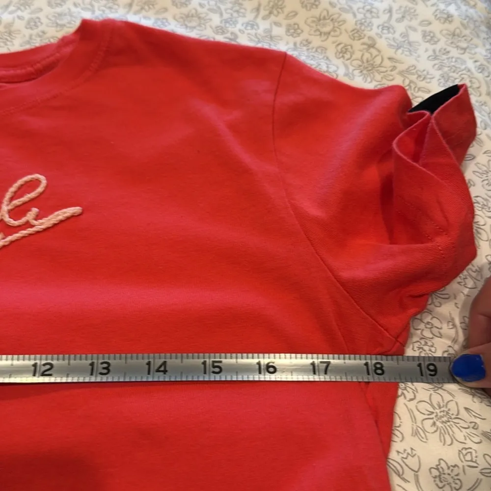 Nike Red Short Sleeve Tee with Iconic Logo Embroidered Size Medium M RARE - Image 7