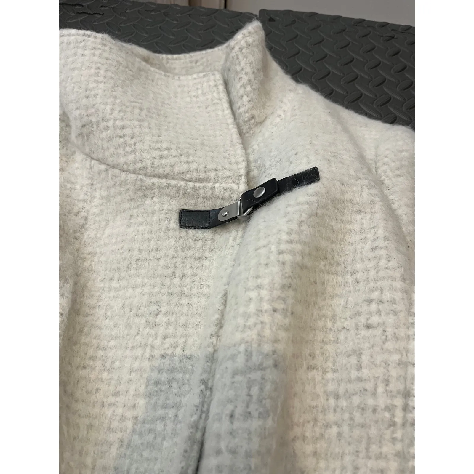 Cole Haan Signiture Wool‎ blend coat Womens Pea Coat Belted Size 14 - Image 3