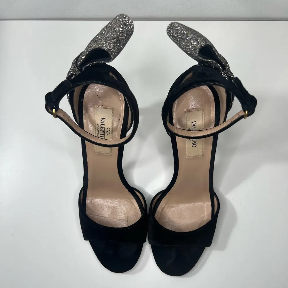 Valentino Garavani Black Velvet Sparkle Bow Strappy Heeled Sandal - Image 6