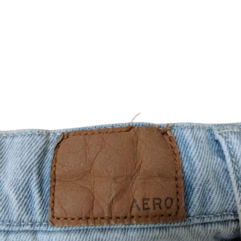 Areopostale Jean Shorts Distressed Lightwash Mom Shorts Size 00 - Image 6