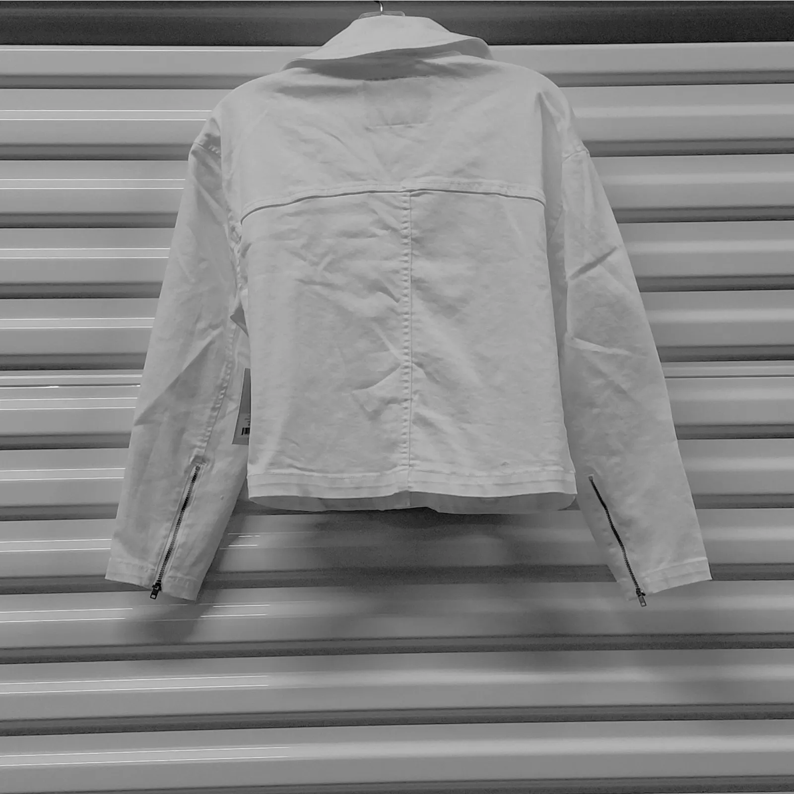 Juicy Couture Women’s Small White Denim Moto Jacket Belted Biker NWT Y2K Style - Image 4