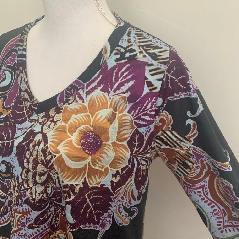 Soft Surroundings Multicolor Floral Print V-neck Tunic Top Size M - Image 5