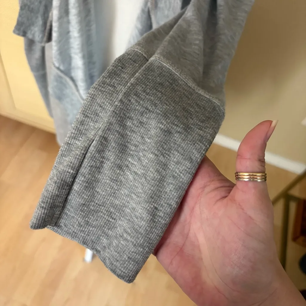 Z SUPPLY Grey Drap Wrap Cardigan Size‎ Large - Image 3