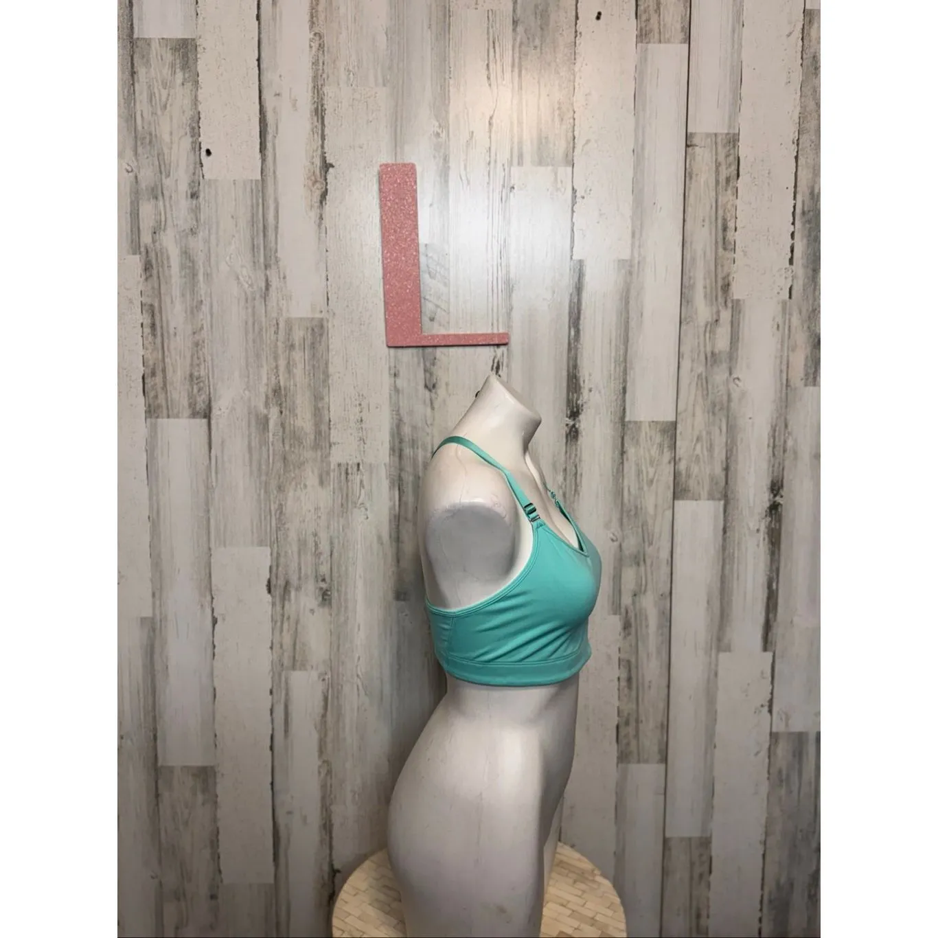 Victoria’s Secret VSX Sport Bra Mint Green Medium Support Racerback Size L - Image 3