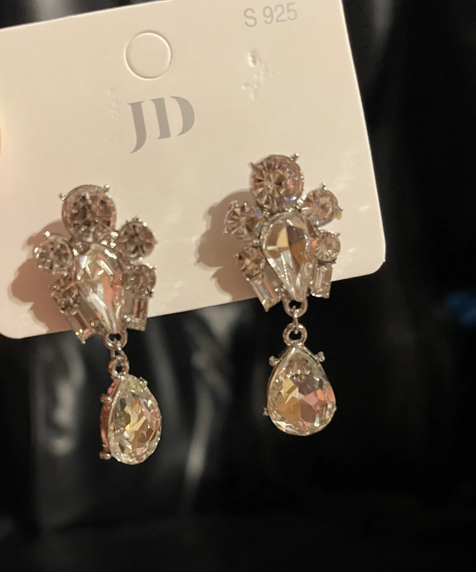 Very Beautiful Earring Silver - Image 2