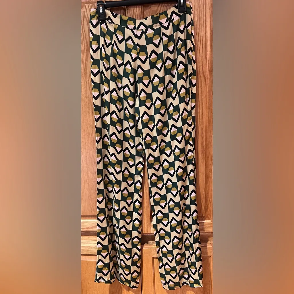 ZARA Geometric Print Wide Leg The Safia Satin Pant Green Black‎ Size Medium - Image 13