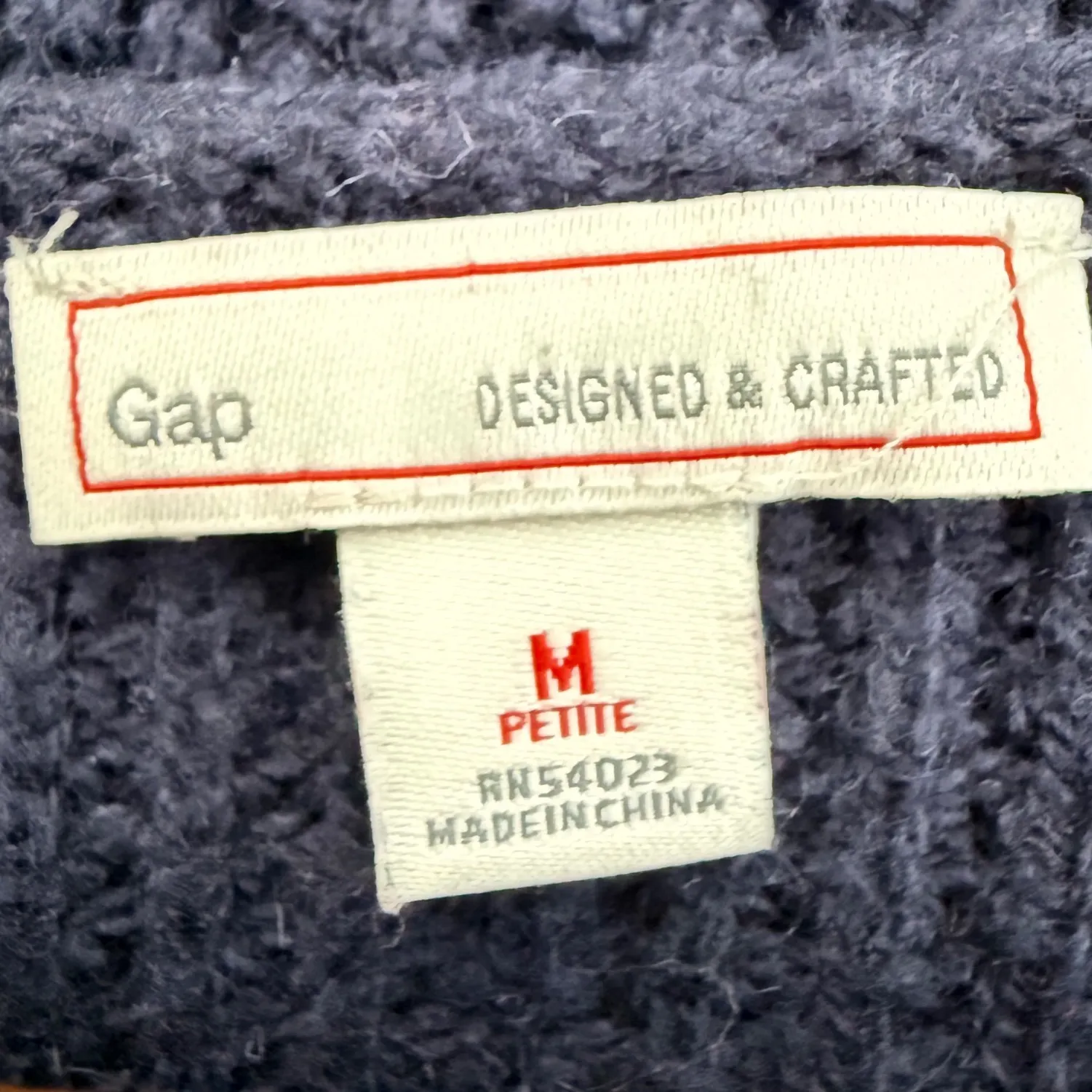 GAP Women Medium Petite Navy Blue Waffle Knit Cropped Boat Neck Sweater Winter - Image 3